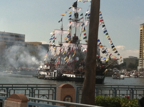 pirate_ship_2013