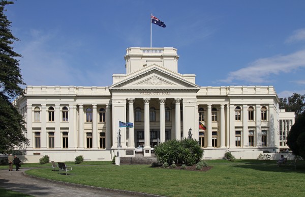 St_Kilda_Town_Hall,_jjron,_23.10.2011