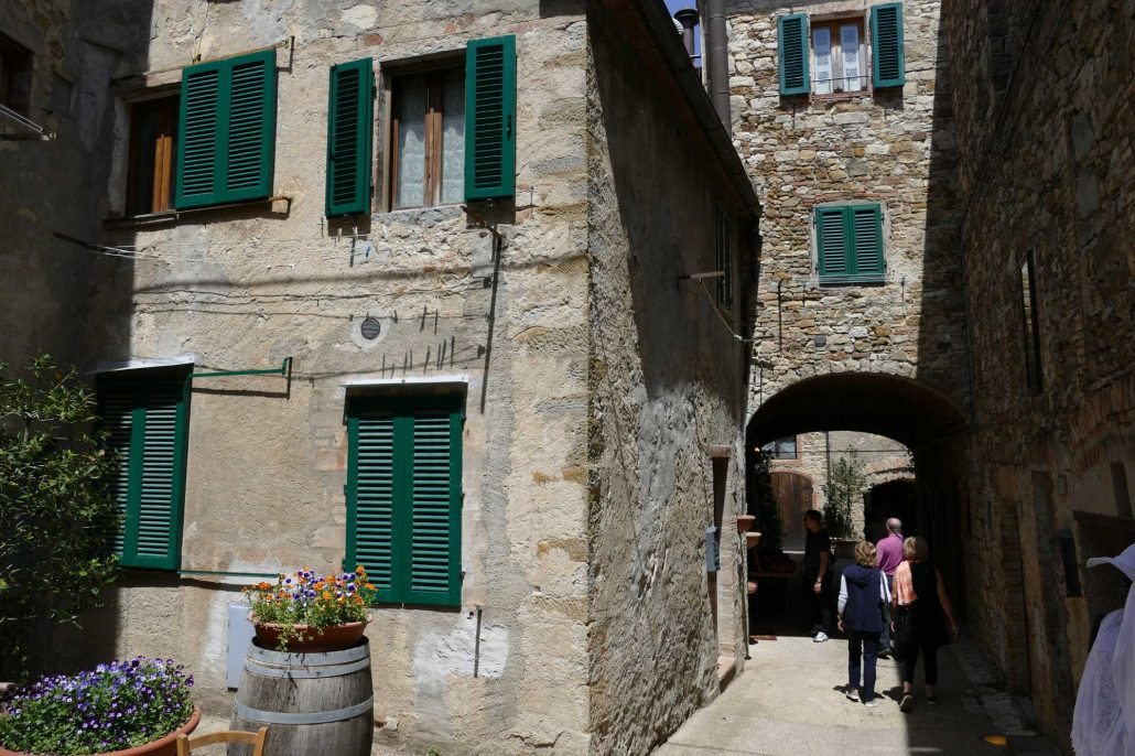 1000115 Medeival Residences in Castellina in Chianti