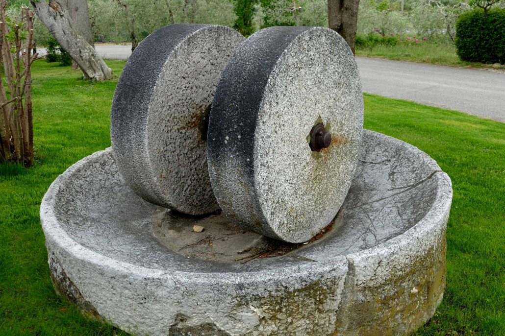 1000138 Antique Olive Oil Press at Rocca delle Macie