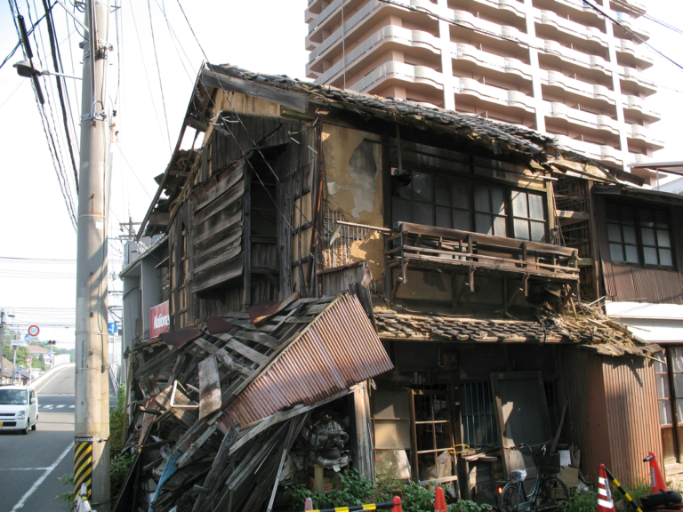 On The Road - Robert Sneddon - "Japan's Home Town", Onomichi 5