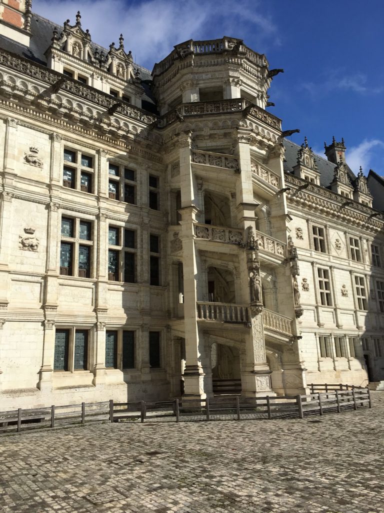 On The Road - Auntie Anne - Chateau de Blois 2