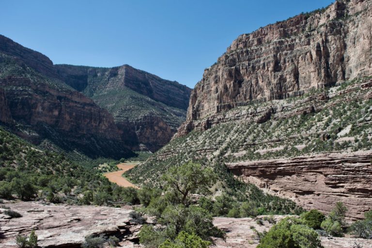 On The Road - TheOtherHank - The Green River in DInosaur National Monument 2