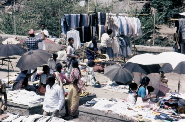 On The Road - Warren Senders - Life in India in the 1980s (chapter 1) 4