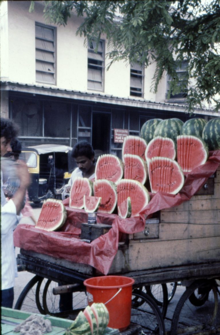 On The Road - Warren Senders - Life in India in the 1980s (chapter 1) 5