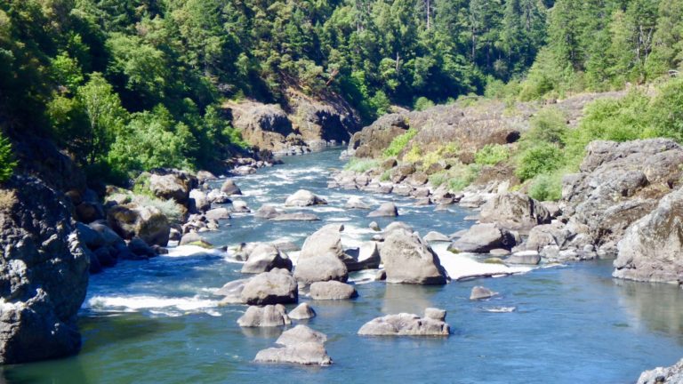 On The Road - TheOtherHank - Rogue River Rafting, Part 2 3