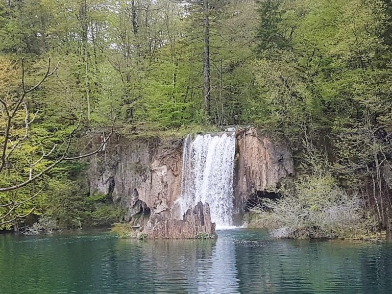 On The Road - lashonharangue - Election Respite, Croatian Cascades and Waterfalls Edition 13