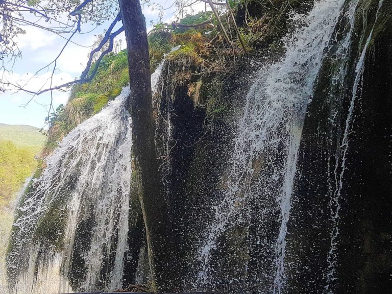 On The Road - lashonharangue - Election Respite, Croatian Cascades and Waterfalls Edition 11