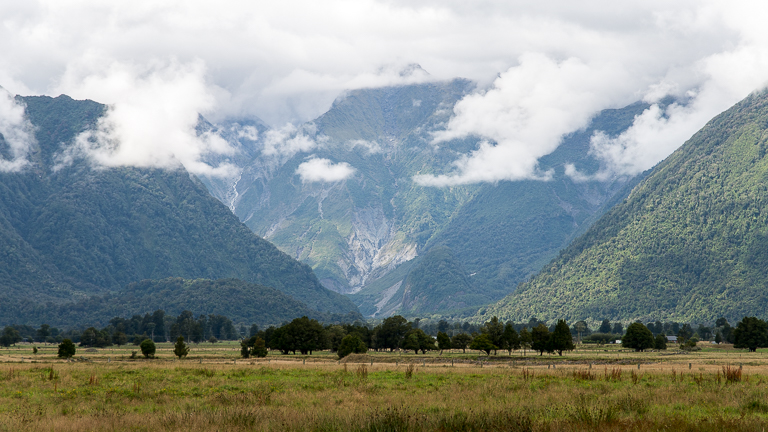 On The Road - Dagaetch - Election Respite, New Zealand Edition 4