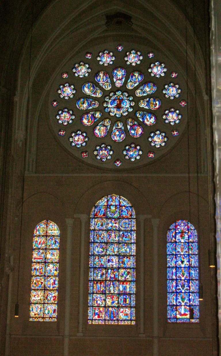 On The Road - MollyS - Paris to Chartres — the cathedral's interior 7