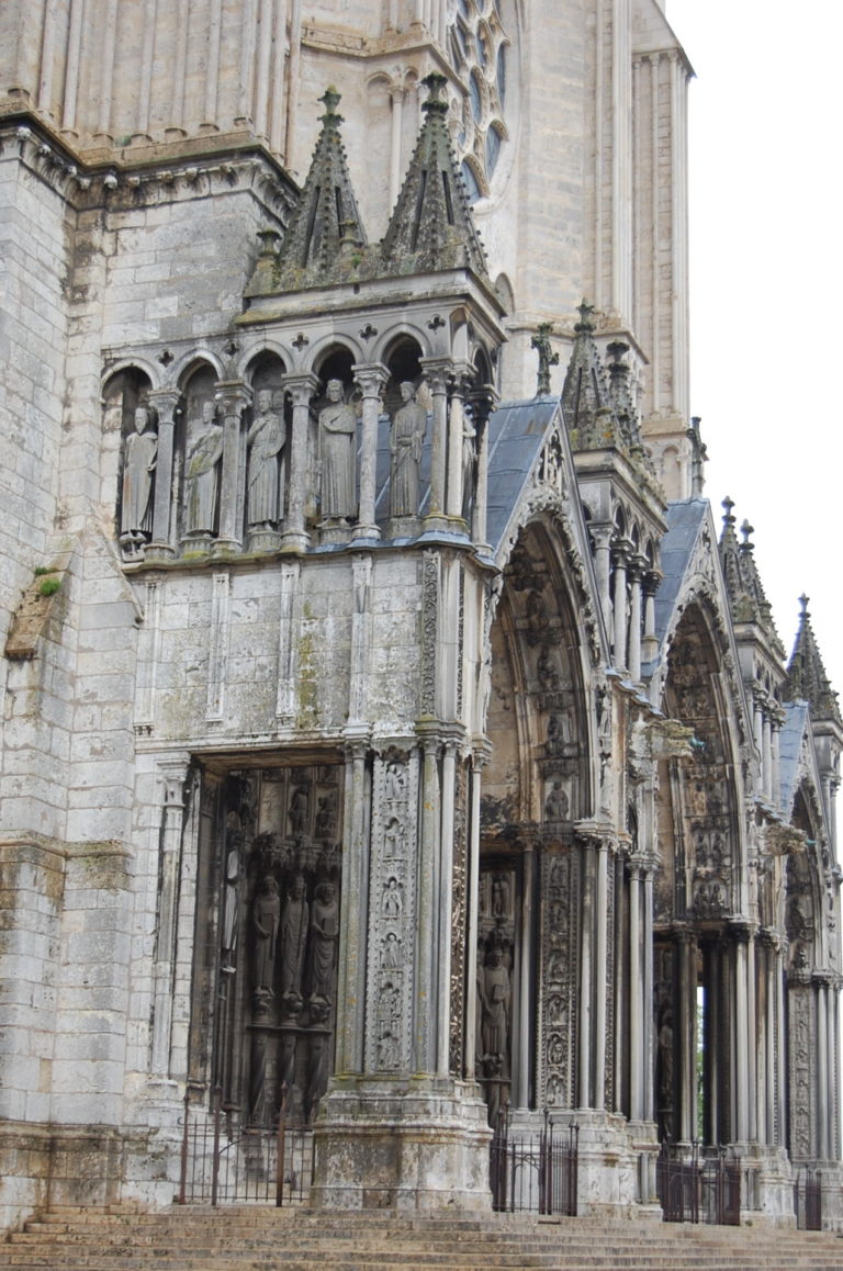On The Road - MollyS - From Paris to Chartres — the cathedral's exterior 4