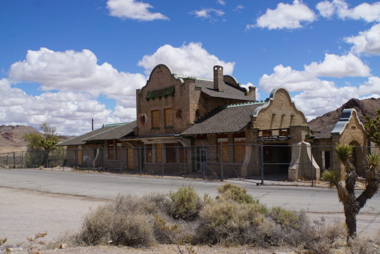 On The Road - frosty - Death Valley National Park - Historic Sites 6