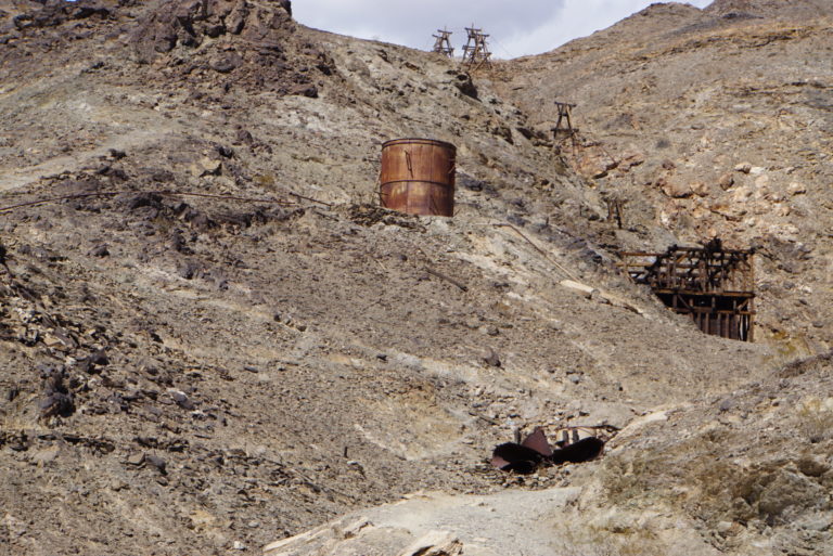 On The Road - frosty - Death Valley National Park - Historic Sites 3