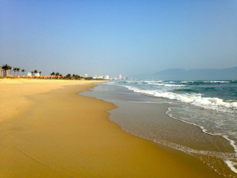 On The Road - Uncle Ebeneezer - SE Asia Valentines (Part 10)- China Beach 3