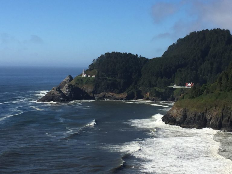 On The Road - StringOnAStick - Heceta Head lighthouse 3