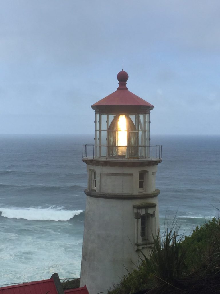 On The Road - StringOnAStick - Heceta Head lighthouse