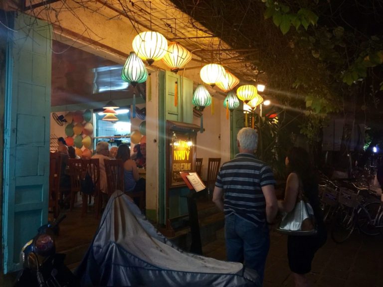 On The Road - Uncle Ebeneezer - SE Asia Valentines (Part 12)- Hoi An (By Night!!) 5