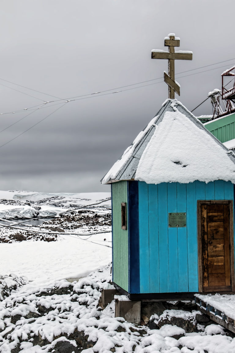 On The Road - arrieve - Vernadsky Station, Antarctica 5