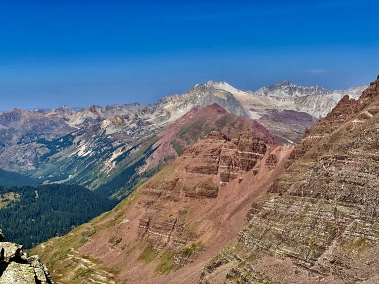 On The Road - Wag - The Elk Range and Maroon Bells (Part1) 1