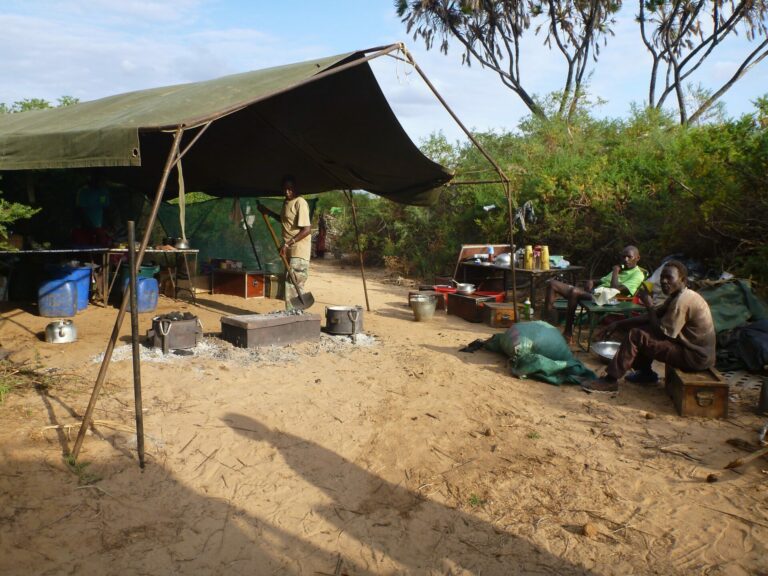 On The Road - way2blue - TSAVO NAT’L PARKS, KENYA IN JULY [7 of 8] 4