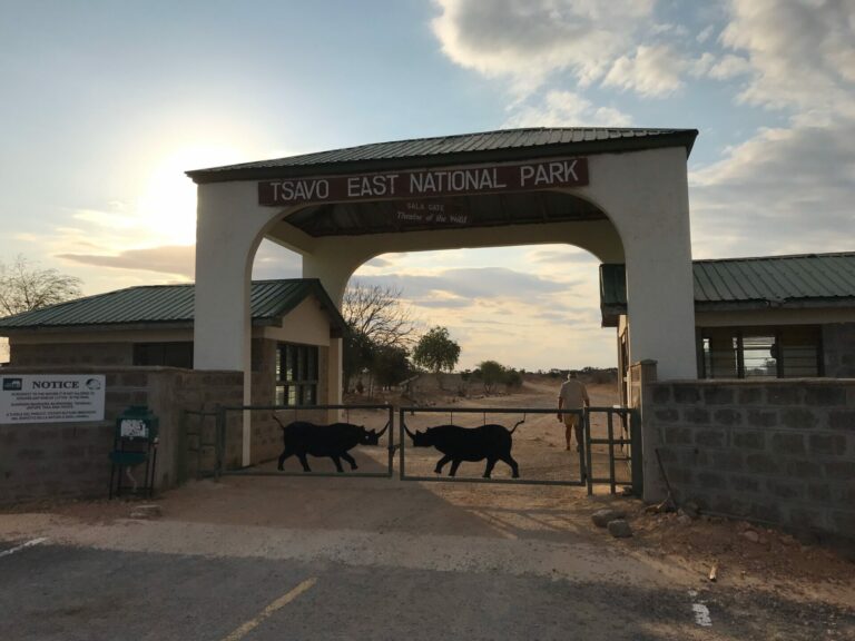 On The Road - way2blue - TSAVO NAT’L PARKS, KENYA IN JULY [8 of 8]