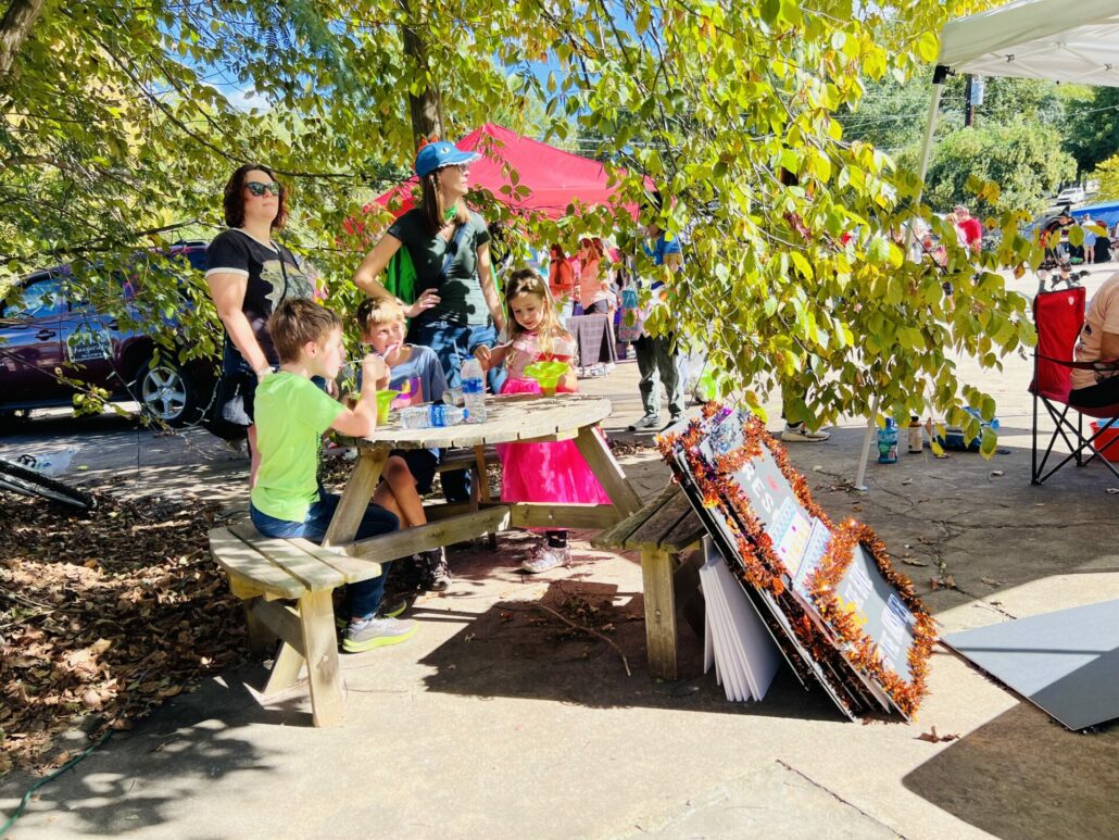 Boo-le-Bark on the Boulevard and Athenspets Last Sunday 7