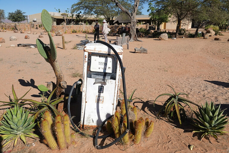 On The Road - lashonharangue - Namibia - Part 1 4