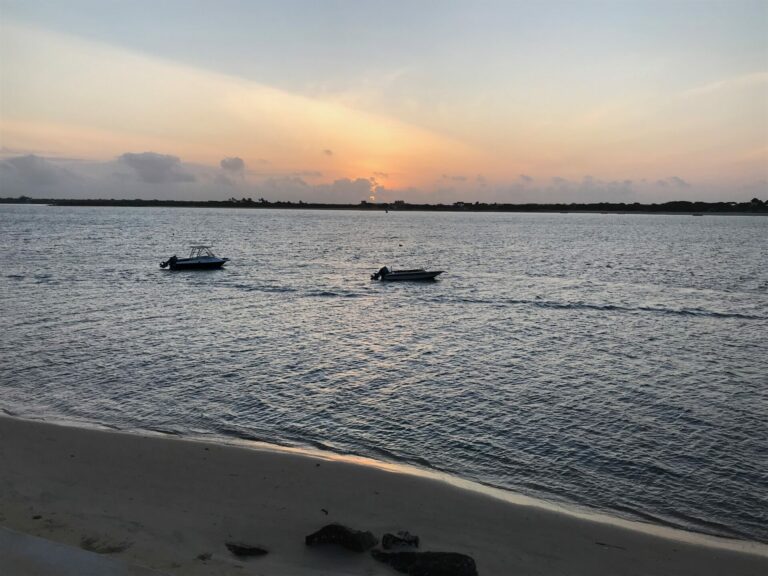 On The Road - way2blue -  Lamu, Kenya in 2021 1