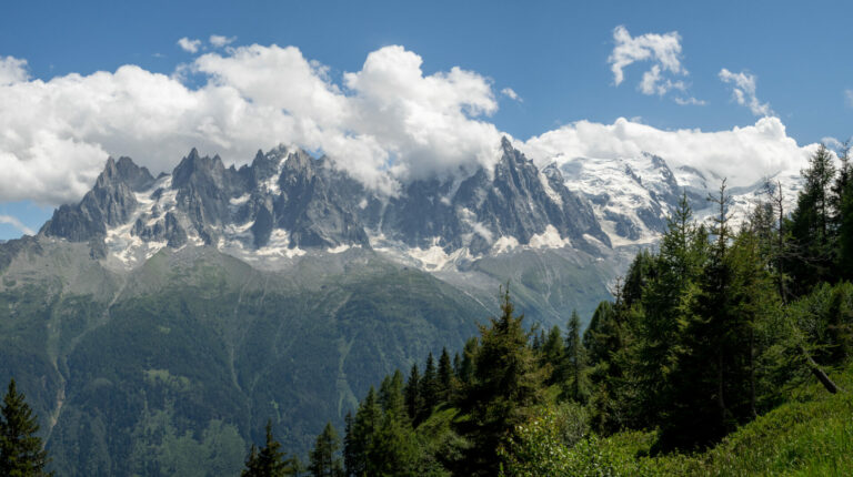 On The Road - BigJimSlade - Hiking in the Alps, Chamonix and Grindelwald 2022, changing weather 7