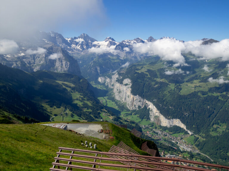 - On The Road – BigJimSlade – Hiking in the Alps, Chamonix and Grindelwald 2022, Männlichen - Wengen, part 1 7