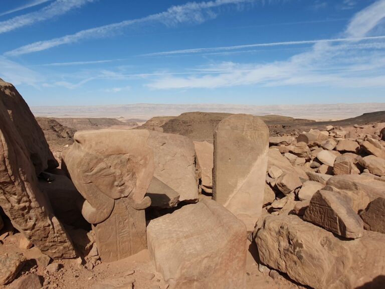 On The Road - TKH - Sinai trail Pt. 5 Serabit El Khadem & Traces of the Ancients 6