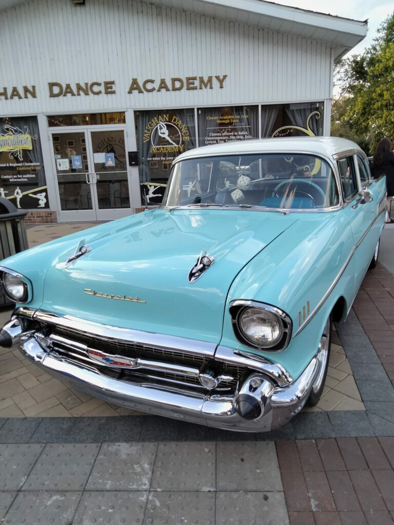 On The Road - Paul in Jacksonville - Antique Auto Show 7