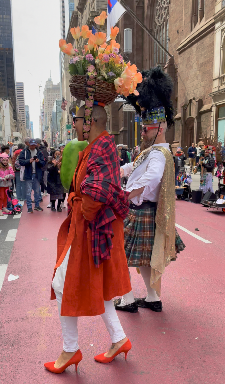 On The Road - ema - 5th Avenue Easter Bonnet Parade 9