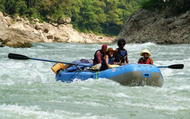 On The Road - lashonharangue - Mayan Ruins and the Sacred Monkey River [4 of 4]