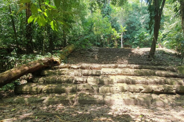 On The Road - lashonharangue - Mayan Ruins and the Sacred Monkey River [4 of 4] 8