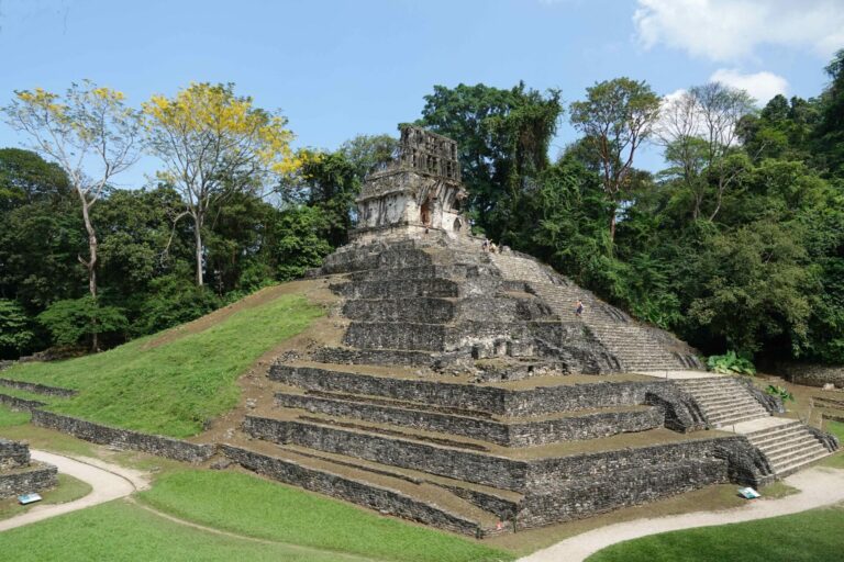 On The Road - lashonharangue - Mayan Ruins and the Sacred Monkey River [1 of 4] 6