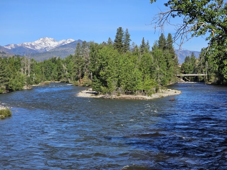 On The Road - PaulB - The Cascade Loop, Part 6 7
