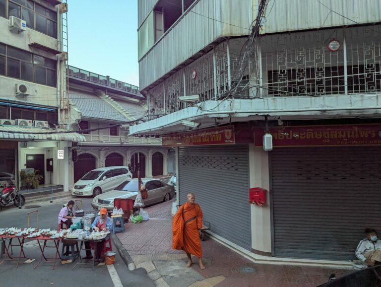 On The Road - Auntie Anne - Southeast Asia - Thailand 3