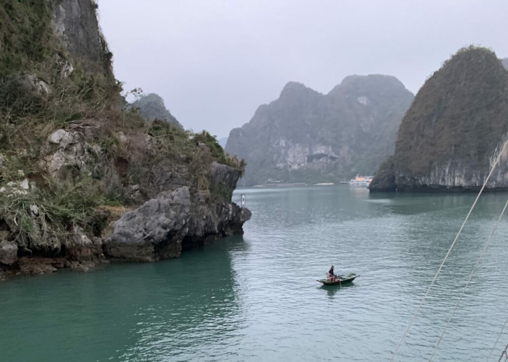On The Road - Auntie Anne - Southeast Asia - Vietnam - Halong Bay 3