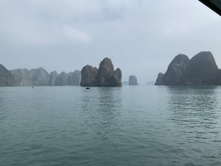 On The Road - Auntie Anne - Southeast Asia - Vietnam - Halong Bay 7