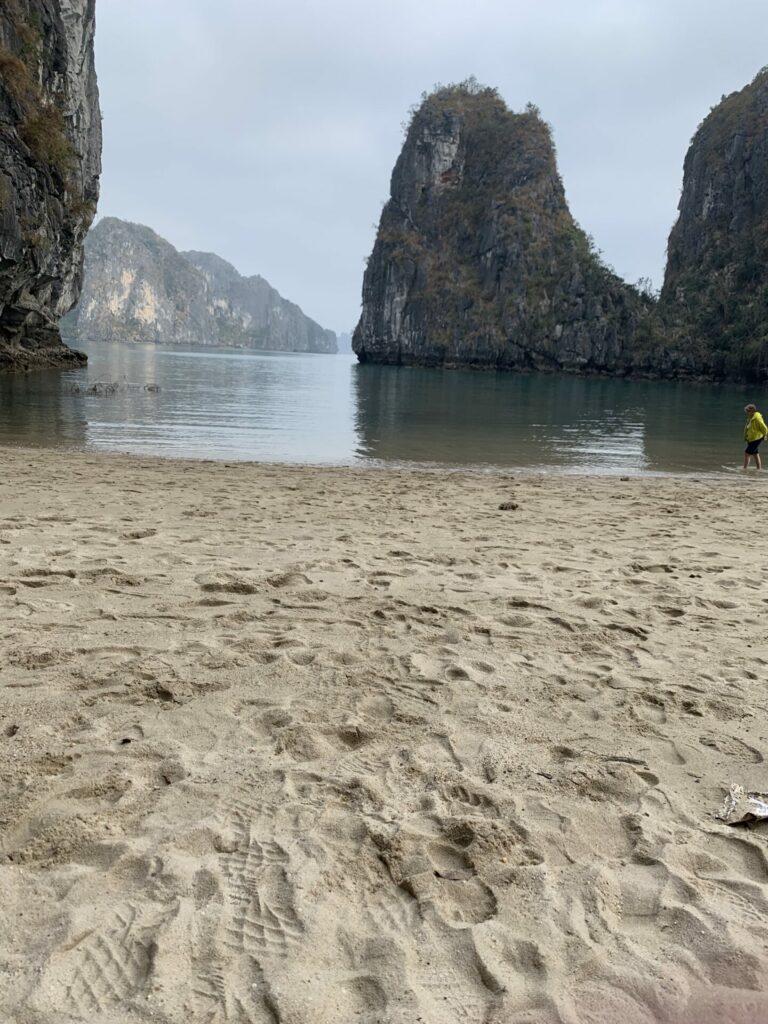On The Road - Auntie Anne - Southeast Asia - Vietnam - Halong Bay 2