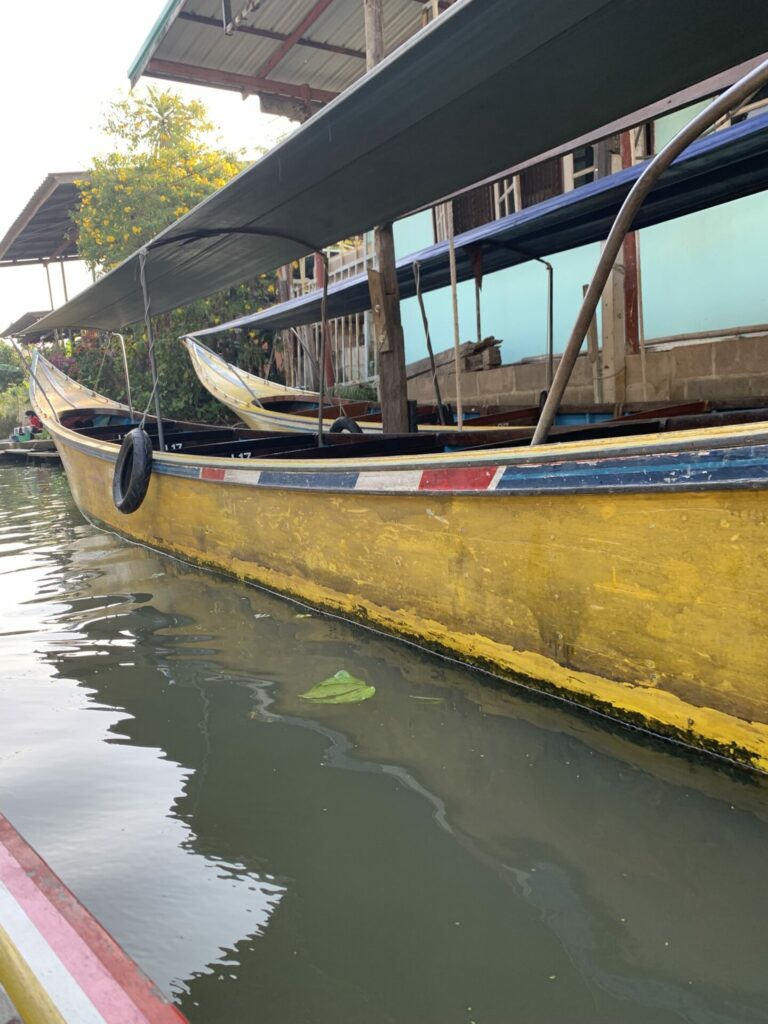 On The Road - Auntie Anne - Southeast Asia - Thailand - The Floating Market 5
