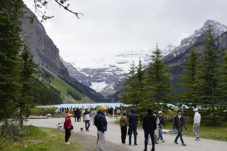 On The Road - frosty - 2024 National Park Road Trip - Canada (2/3) Lake Louise and Moraine Lake 9