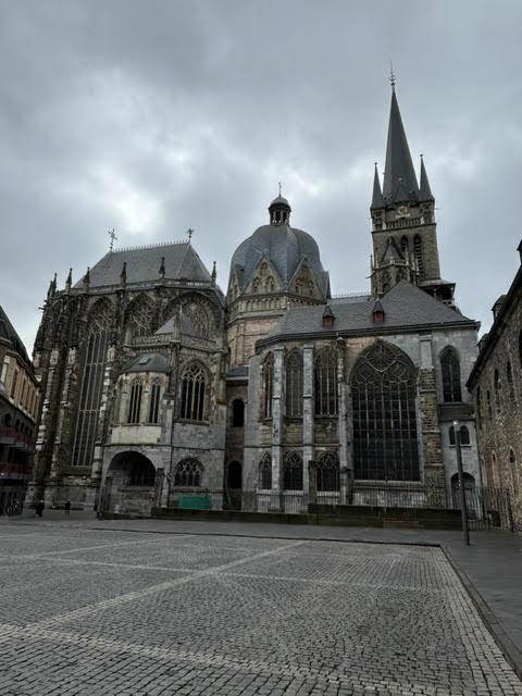 On The Road - Hildebrand - Aachen and Avignon - Part I 9