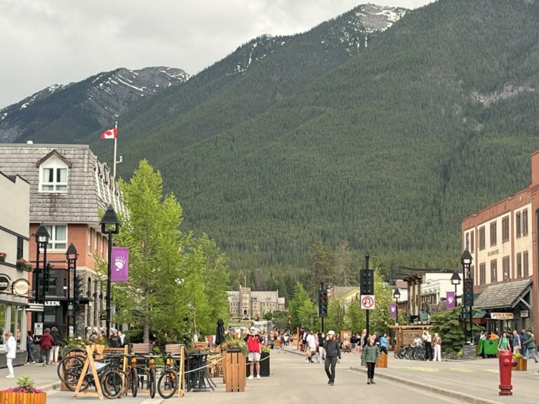 On The Road - frosty - 2024 National Park Road Trip - Canada (1/3) Banff 2
