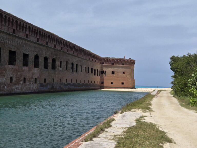 On The Road - Winter Wren - Dry Tortugas Day Trip - Part 1: Around Fort Jefferson