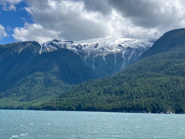 On The Road - Hoodie - British Columbia Loop 2024 8