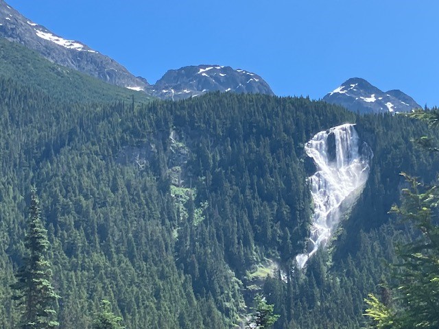 On The Road - Hoodie - British Columbia Loop 2024 9