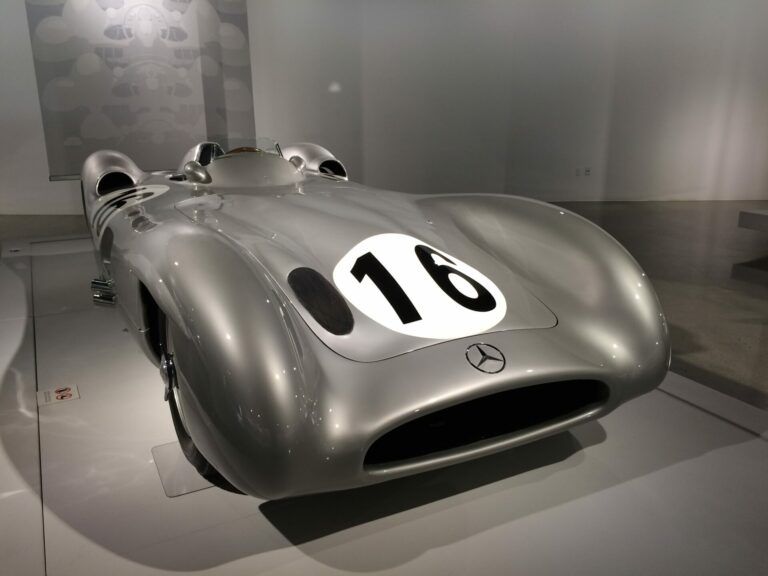 On The Road - snarlymon - Peterson Automotive Museum 3