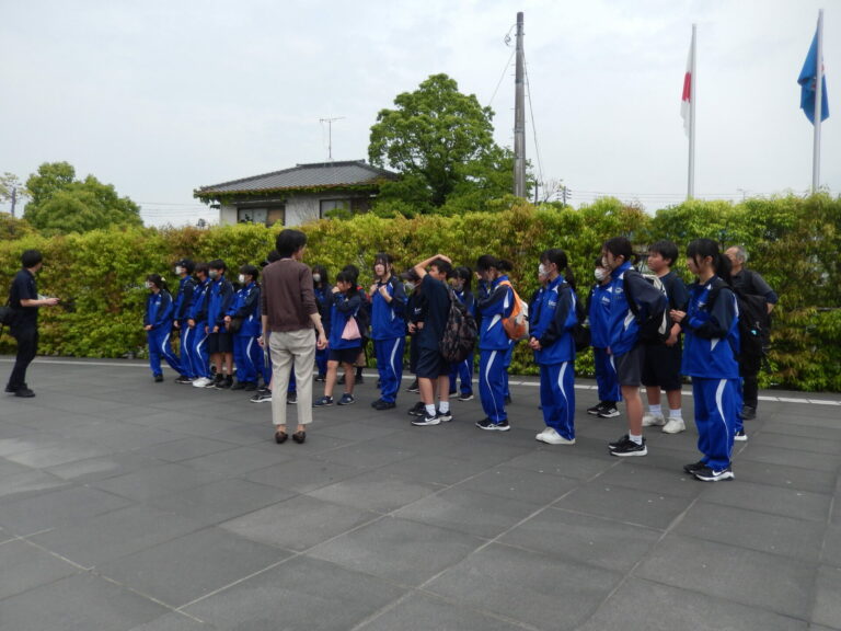 On The Road - Elma - Japan and Cruising the Pacific to LA Part 1 2